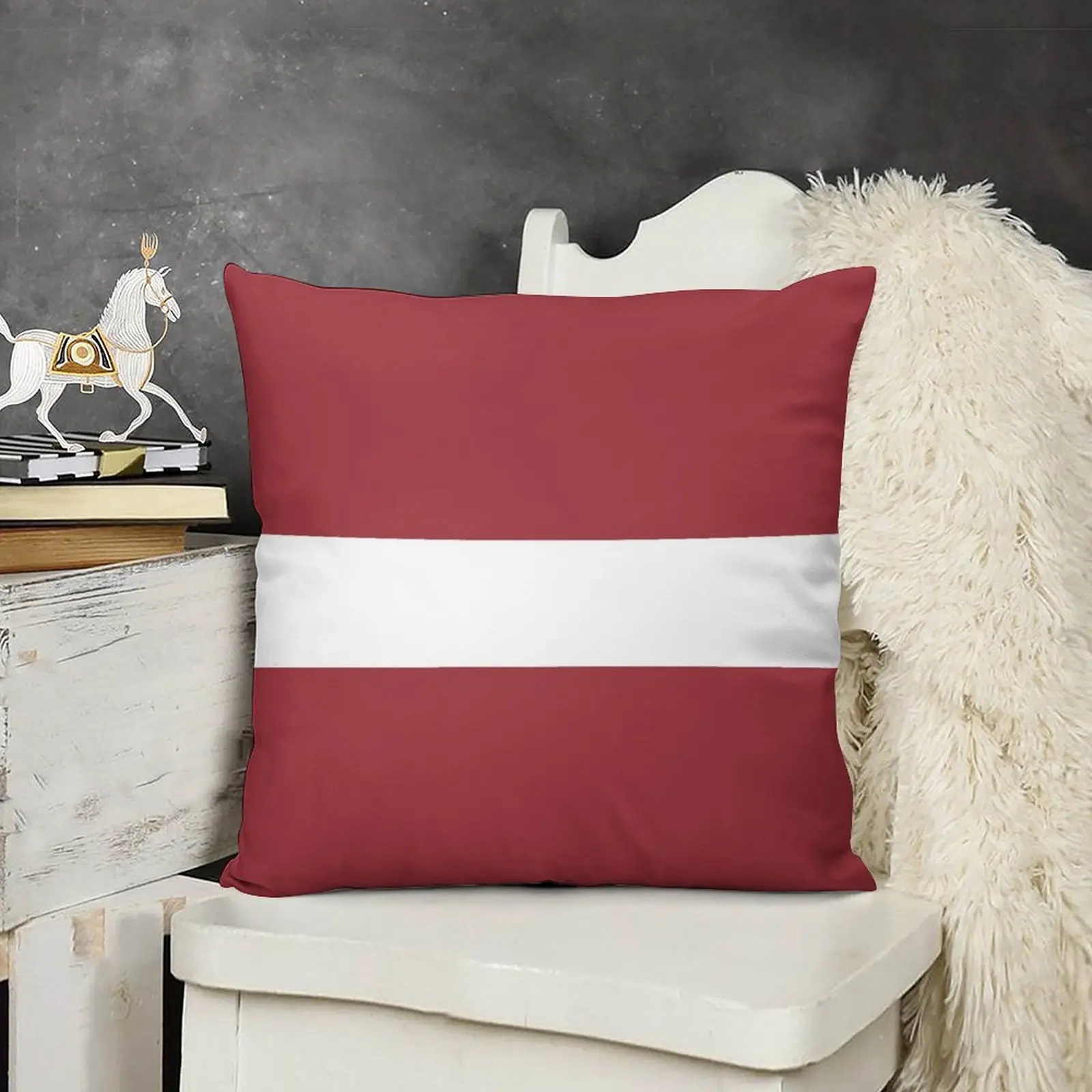 Наволочка с флагом Латвии подушка наволочка плед диванная Рождественская