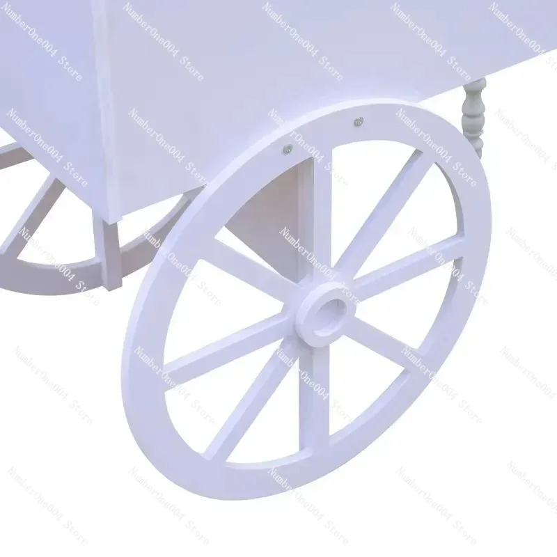 Деревянная тележка для конфет установите стойку и используйте автомобильную