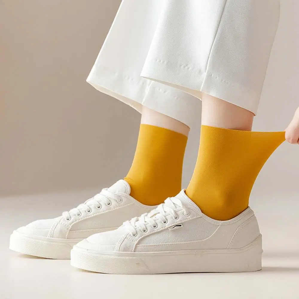 Носки женские бесшовные из вискозы однотонные хлопковые средней длины с любым