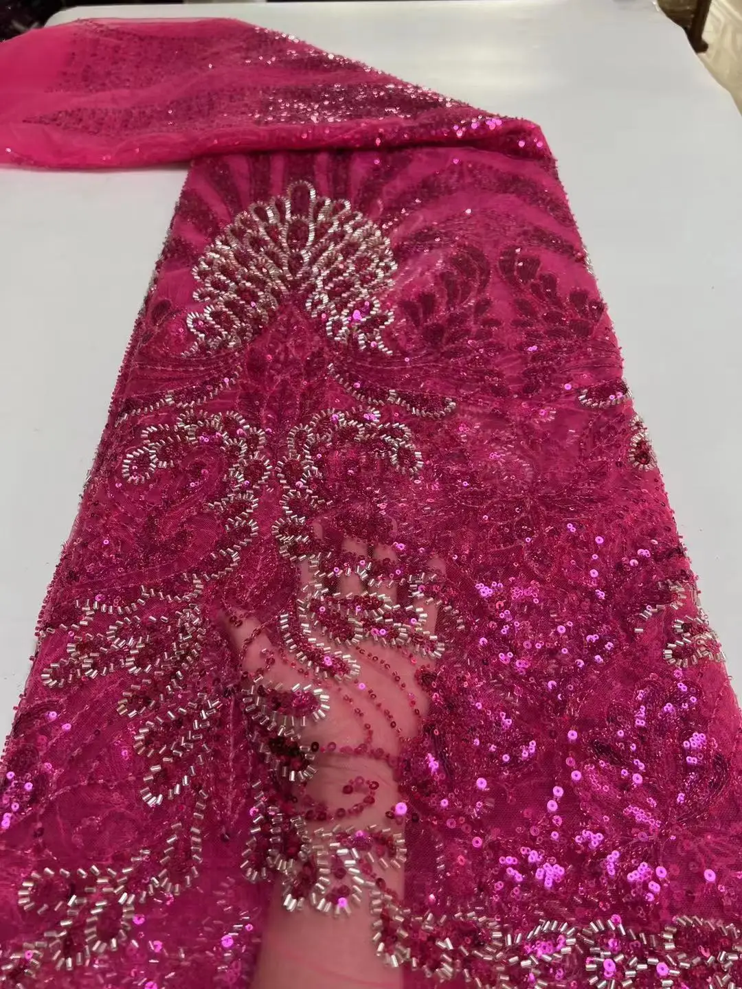 

Luxurious Unique Nigerian Handmade Beads Lace Fabric 2023 High Quality Sequins Beaded Embroidery African French Lace Fabric For
