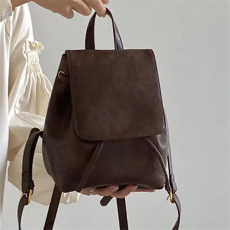 

Famous Luxury Designer 2023 New Solid Color Women's Large Capacity Backpack Fashion Retro Single Shoulder Oblique Span Handbag