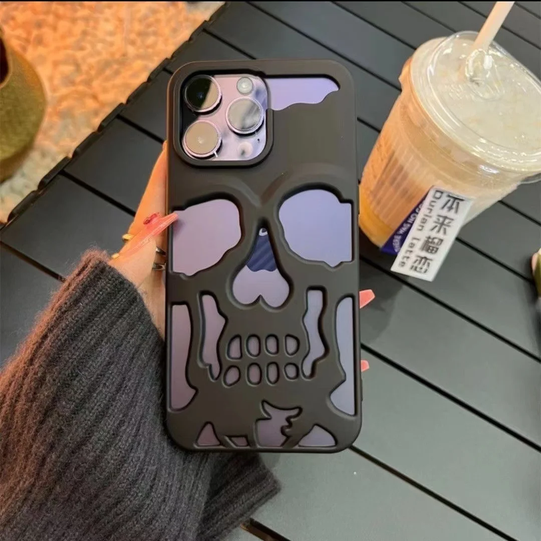 Phone Case For iphone 14 13 12 11 Pro Max Plus Skull Personalized Full Coverage Case for Men Street Style Cell phone Cover