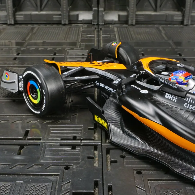 Фото Модель автомобиля McLaren MCL60, масштаб 1:24, имитация гоночного болида Формулы-1, из сплава, подходит для коллекционирования и может быть подарен. №2