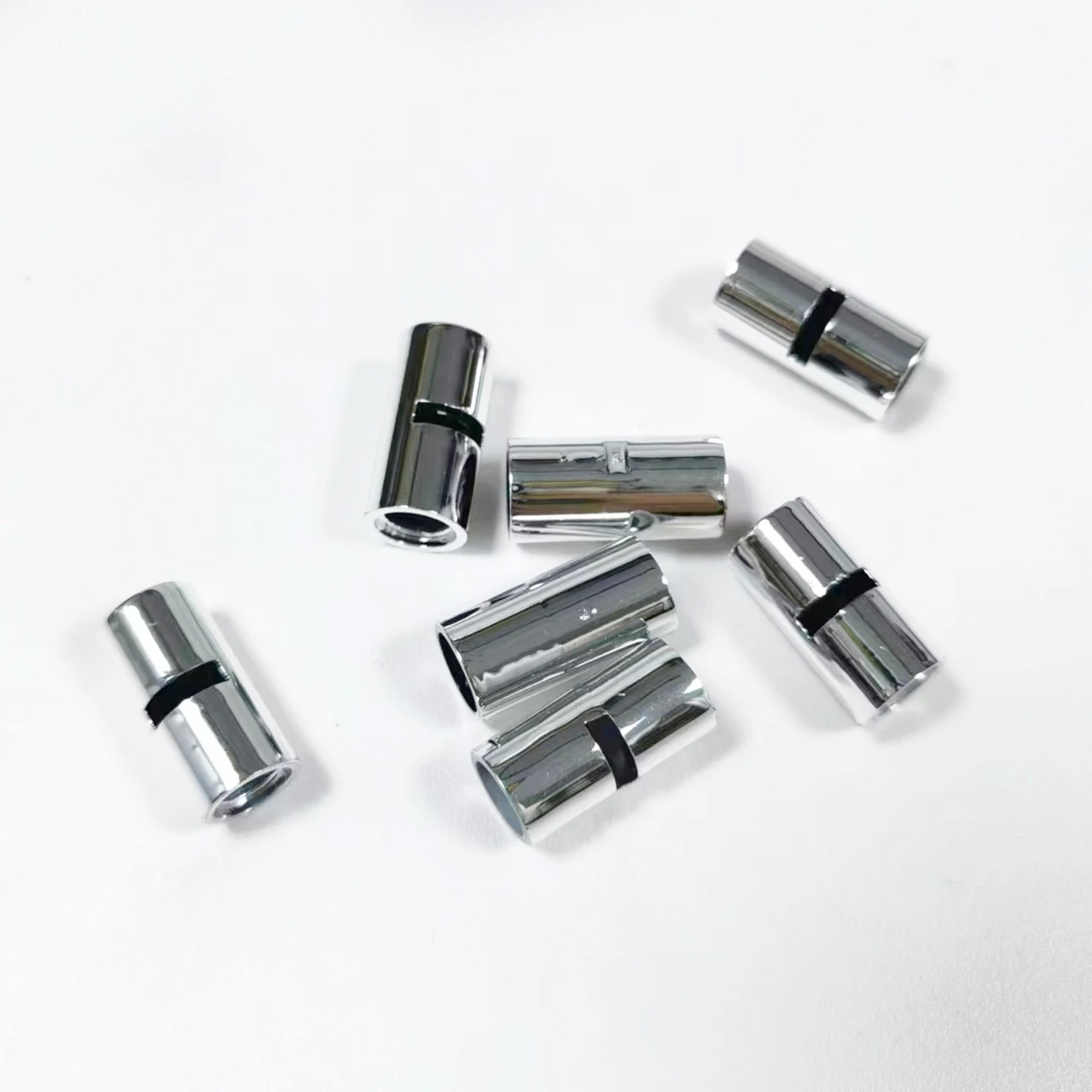 Гальванические фитинги для покрытия