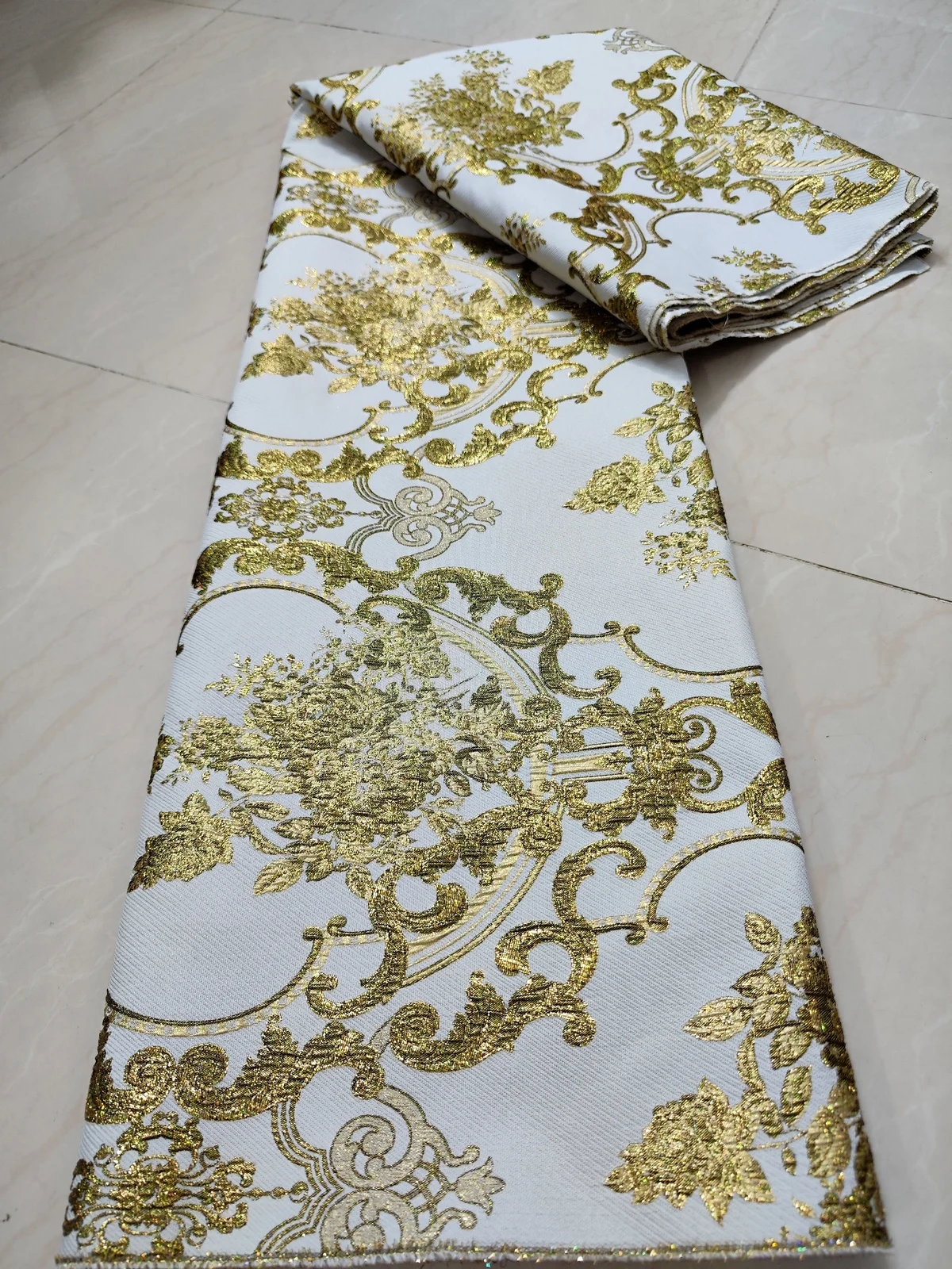 2024 новый стиль серебристо-черный жаккардовая парча французская кружевная ткань