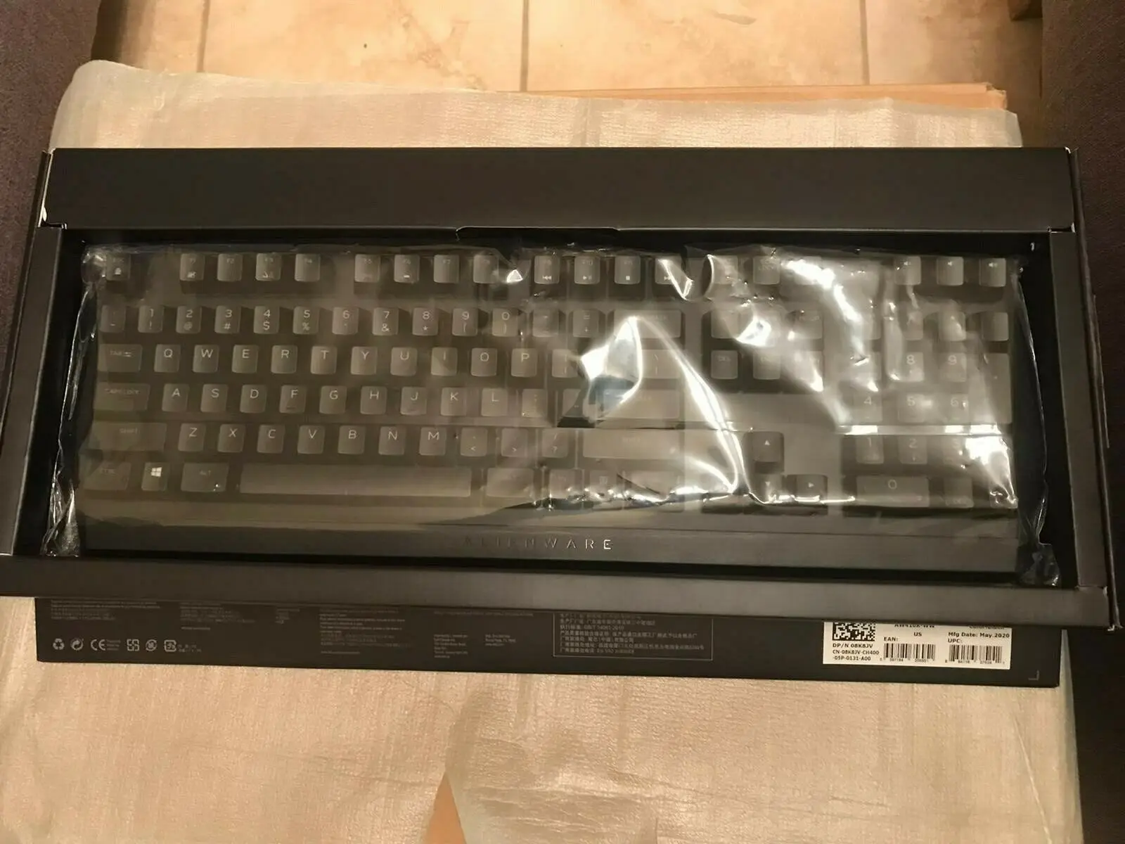

Подлинная Механическая игровая клавиатура Alienware RGB AW410K 0AW410K