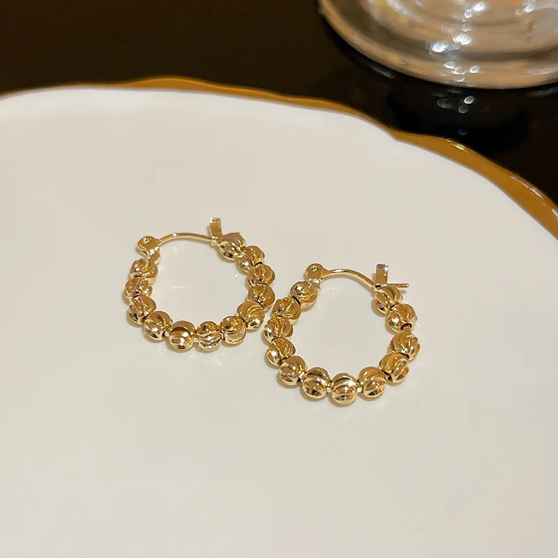 

Korean Dongdaemun Round Bead Earring, Retro Temperament, High-grade Sense, Net Red, Personality, Fashion, Versatile