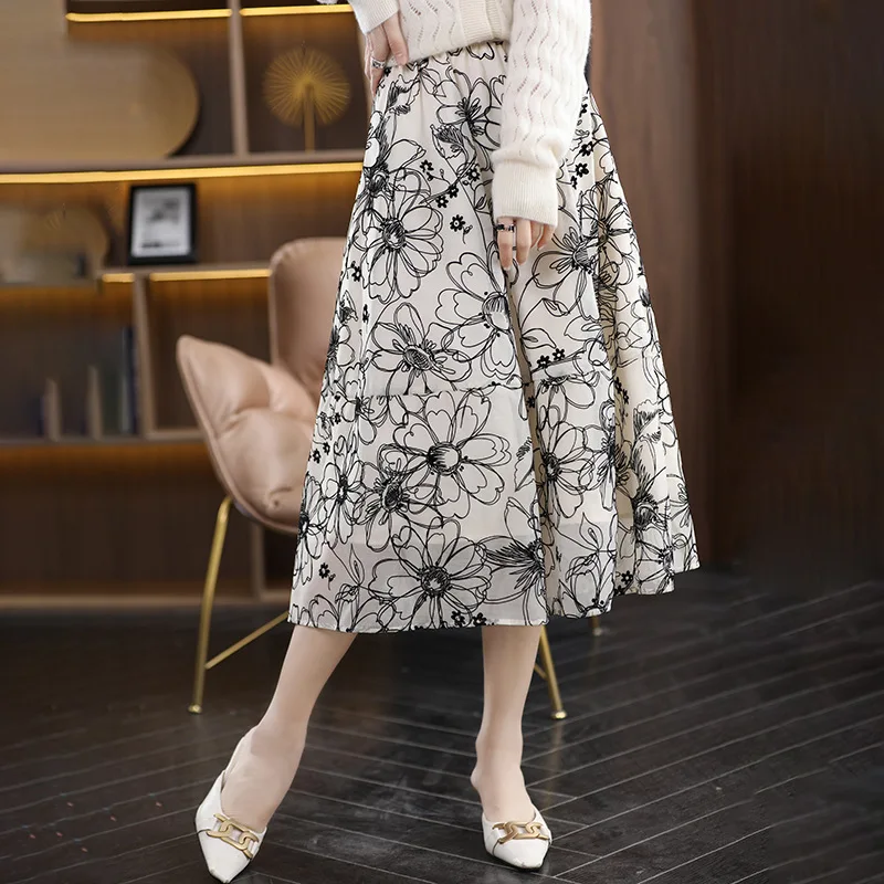 

Flocking Embroidered French Skirt Female 23 Spring and Autumn New High Waist Design Sense Niche Big Pendulum A Umbrella Skirt