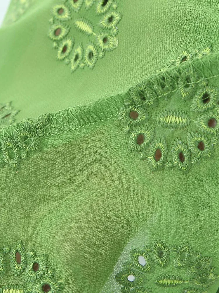 Женское платье-жилет с V-образным вырезом и вышивкой