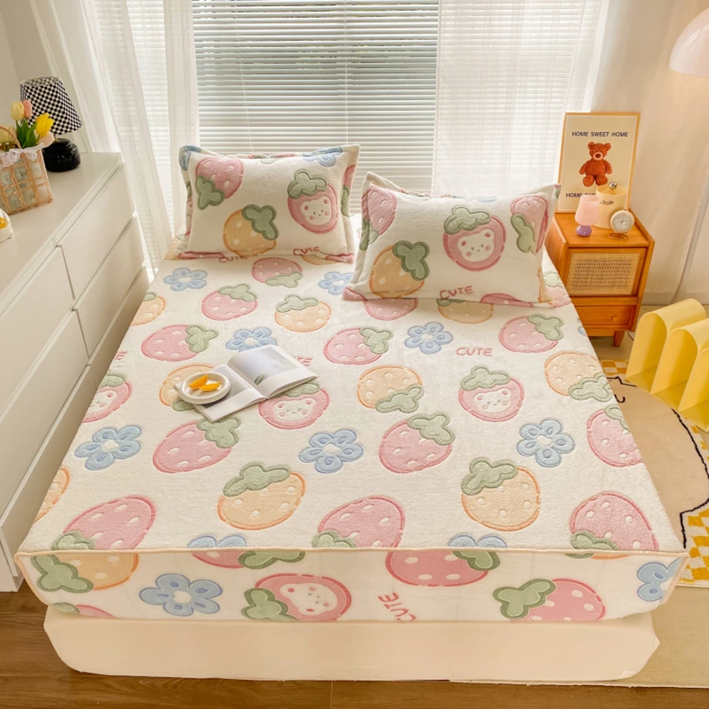 Winter Strawberry Print Children's Room Bedding Set Home Bed Linen All-Around Elastic Warm Crystal Velvet Fitted Mattres Sheet