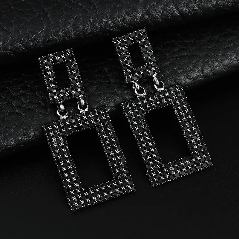 

KunJoe Punk Crystal Rhinestone Exaggerate Big Earrings for Women Luxury Elegant Geometric Hoop Drop Earrings Party Jewelry Gifts