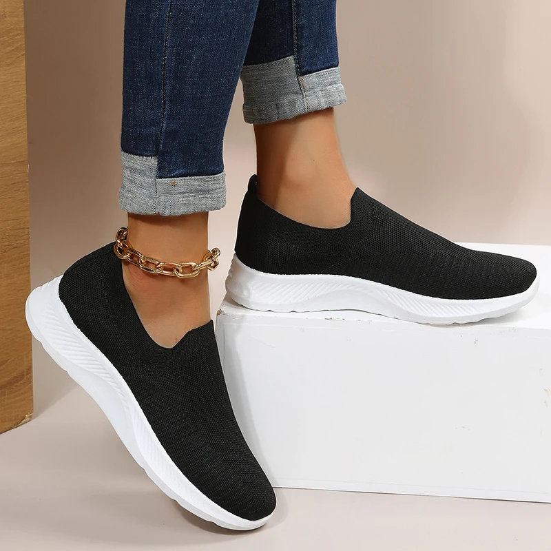 

2022 New Women Shoes Vulcanized Shoes Outdoor Falt Zapatillas Mujer Fashion Comfortable Chaussure Femme Soft Sole Large Size