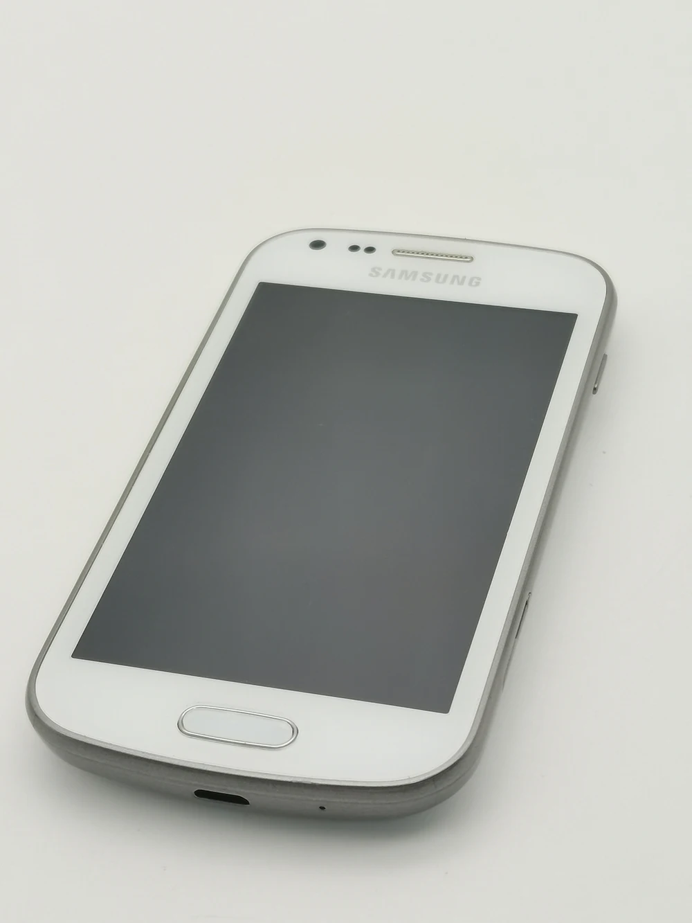 Смартфон Samsung Galaxy S Duos S7562 Восстановленный оригинальный разблокированный Wi-Fi 16 МП