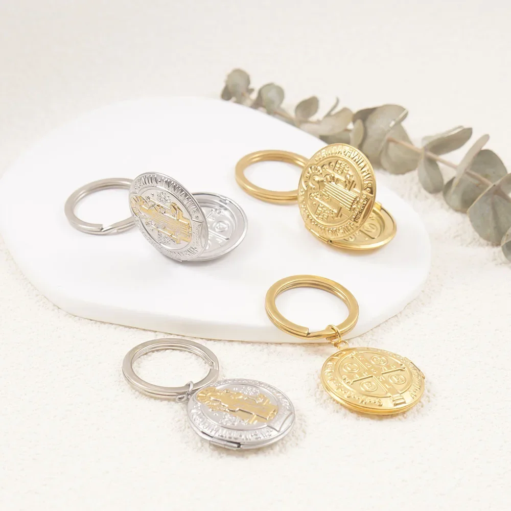 Медальон San Benito из нержавеющей стали брелок золотого/серебряного цвета
