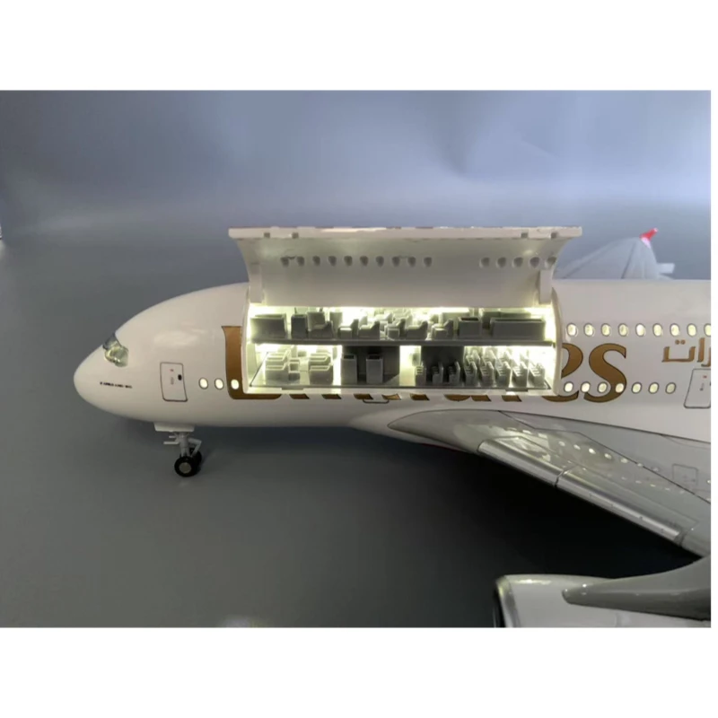 Фото Новый тип литья под давлением модель A380 Emirates Airways, смоляная открывающаяся дверь кабины, самолет с легкой коллекцией авиакомпании, подарки №4