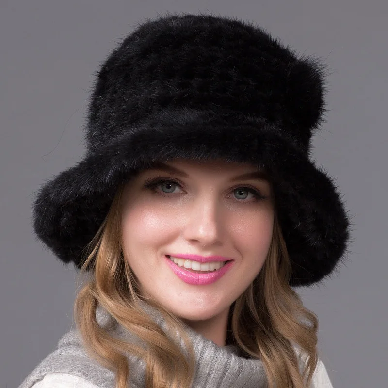 Женская шапка-бомбер из натурального меха норки