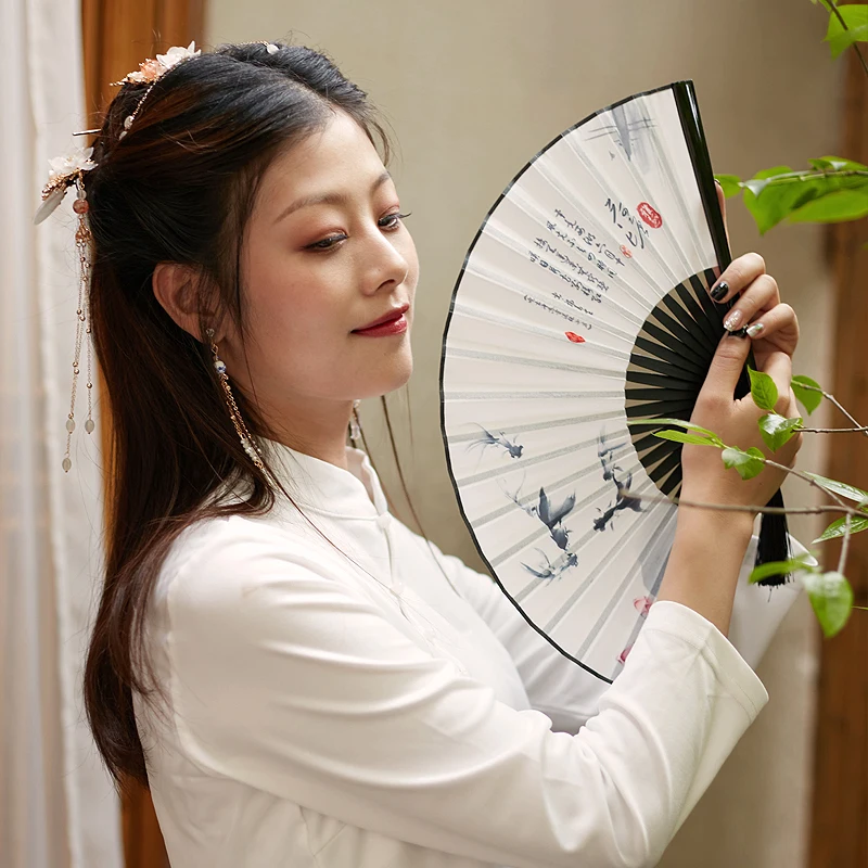 

Танцевальное оформление, складной веер, Женская подходящая одежда, Свадебный Ручной Веер, домашнее повседневное украшение для рукоделия, изысканная подарочная коробка