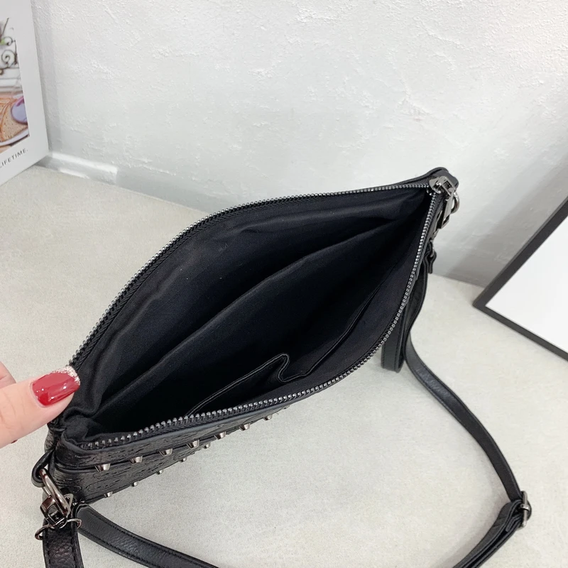 Diinovivo Retro Skull Printting Messenger Bag Punk Rivet Women Clutch Small Square Bag PU Ladies Shoulder Crossbody Bag WHDV2094