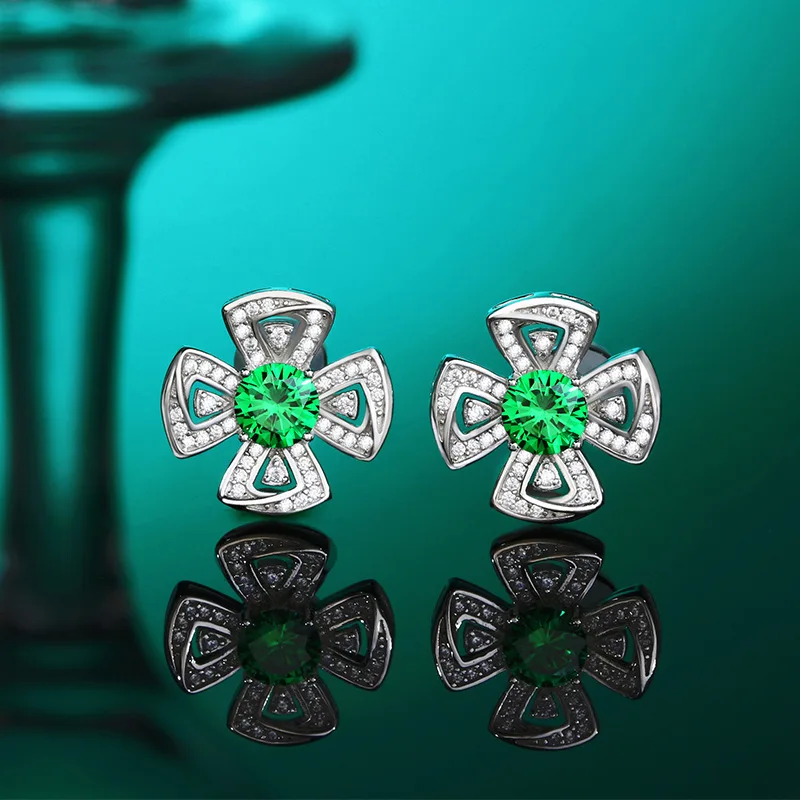 

Новинка 2023, изысканные серьги из серебра пробы с изумрудом