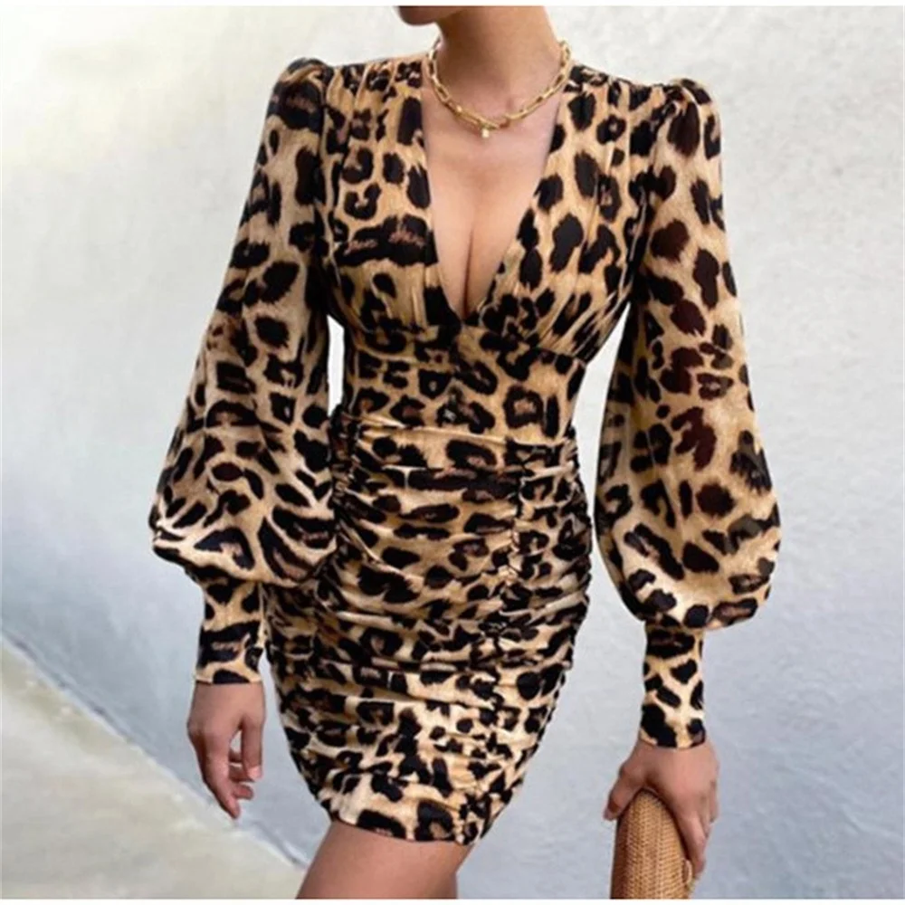 

2022 spring and summer printing deep v lantern sleeves pleated temperament commuter A-line dress women