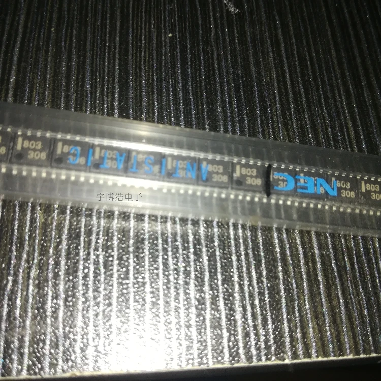 100% Brand NEW Orignal 10PCS UPC803G SOP8 Product prices need to be consulted