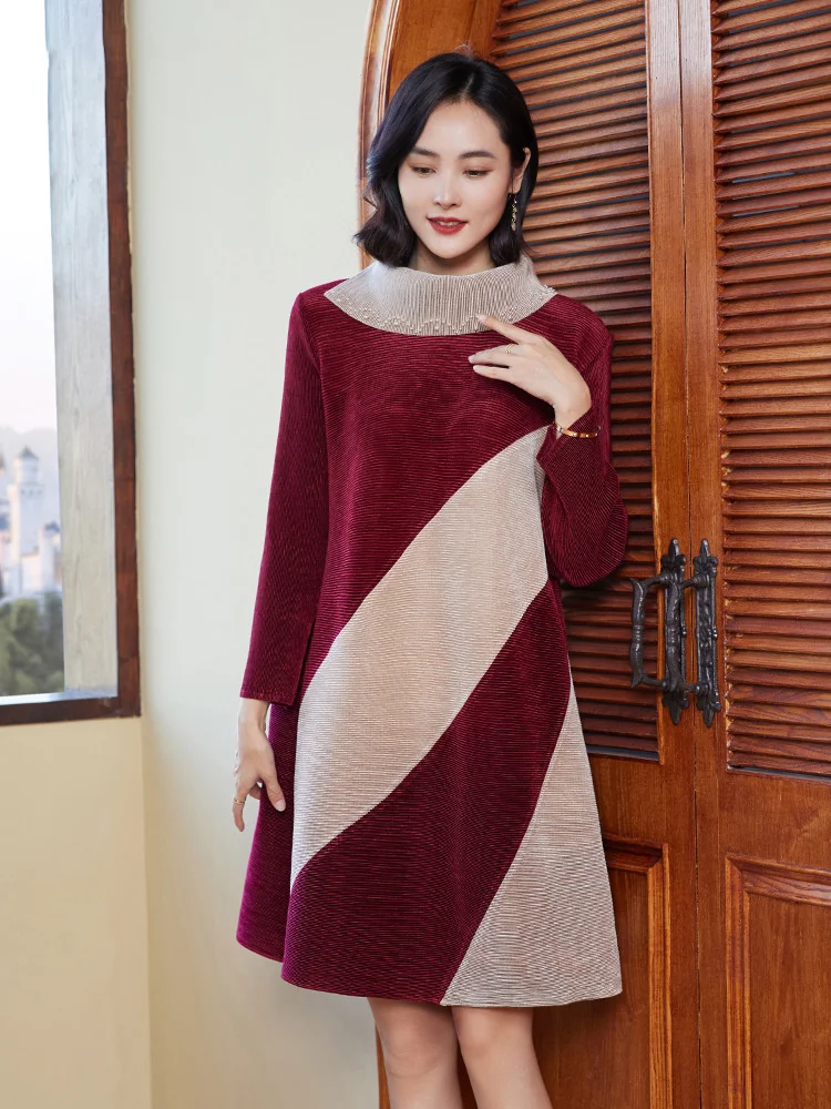 

Miyake Pleated Velvet Mother Dress Autumn Winter New Style Noble Inner Bottoming Long Skirt Fat Mm Plus Size Women's Clothing