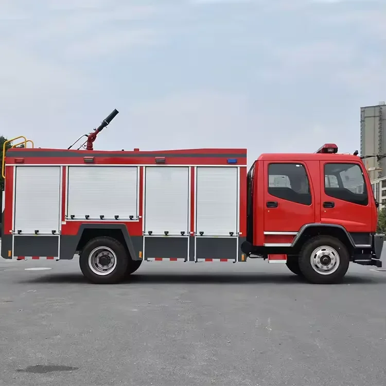 Хорошее качество Isuzu 6000 литров FVR пожарная машина водная надувная цена на продажу