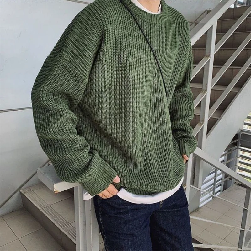 Men Korean Solid Color Sweaters Autumn Winter Warm Cozy Loose Knitted Sweater Male Casual Retro O-neck Basic Pullover Streetwear