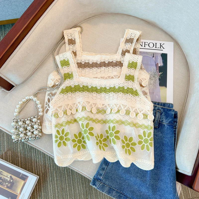 

Boring Honey Square Collar Pendant Tank Tops Women Edible Tree Fungus Hollow Out Crochet Corset Top Retro Knitted Crop Top Women