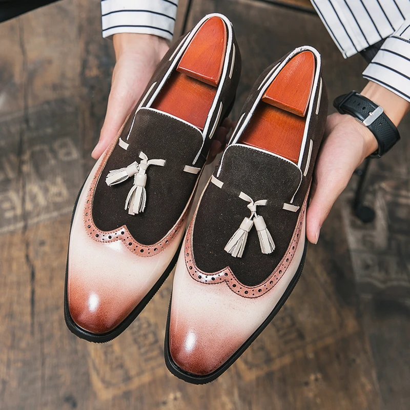 

Loafers Men Shoes British Brock PU Stitching Tassel Pointed Toe Slip-on Fashion Casual Wedding Party Daily Dress Shoes CP354
