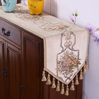 luxury jacquard table runner for banquetparty decor beige embroidery chenille table cloth elegant floral wedding table cover b2