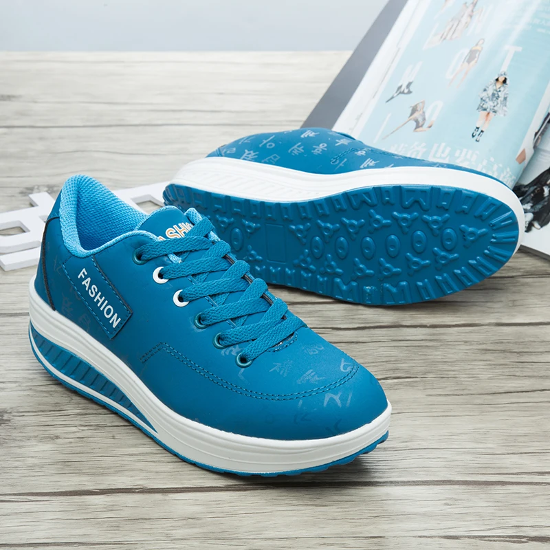 2022 New Arrival Running Sneakers Women Platform Rocking Shoes Casual Fashion Womens Chunky Designer Sneakers Zapatillas Mujer