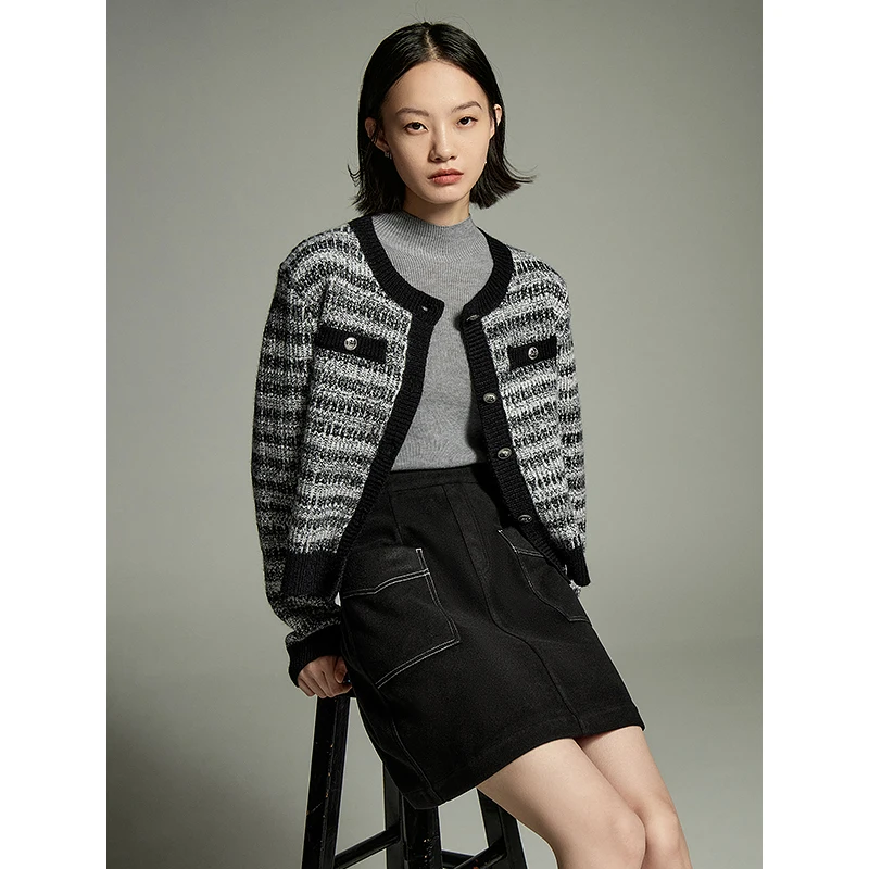 Рисунок 3 - Женский вязаный кардиган с длинным