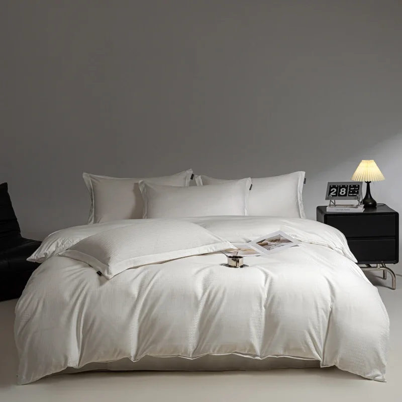 Новый класс 2024 жаккардовый молотый комплект из четырех предметов приятный для