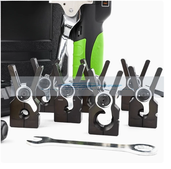 Фонарь с автоматическим литиевым аккумулятором и медной трубкой