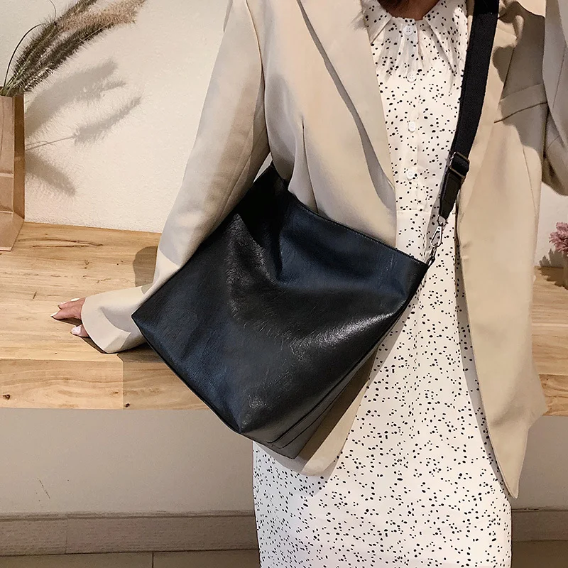 Classical Women Bag Fashion Shoulder Bags For Women High capacity Totes Handbags Large Capacity Shoulder Messenger Bags Female