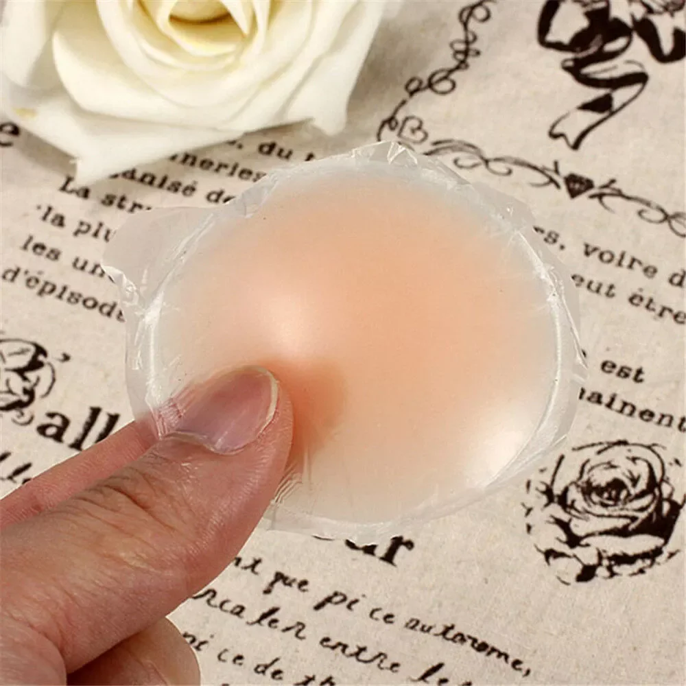 

Reusable Women Breast Petals Lift Nipple Cover Petal Adhesive Strapless Backless Stick on Bra Silicone Nipple Pad