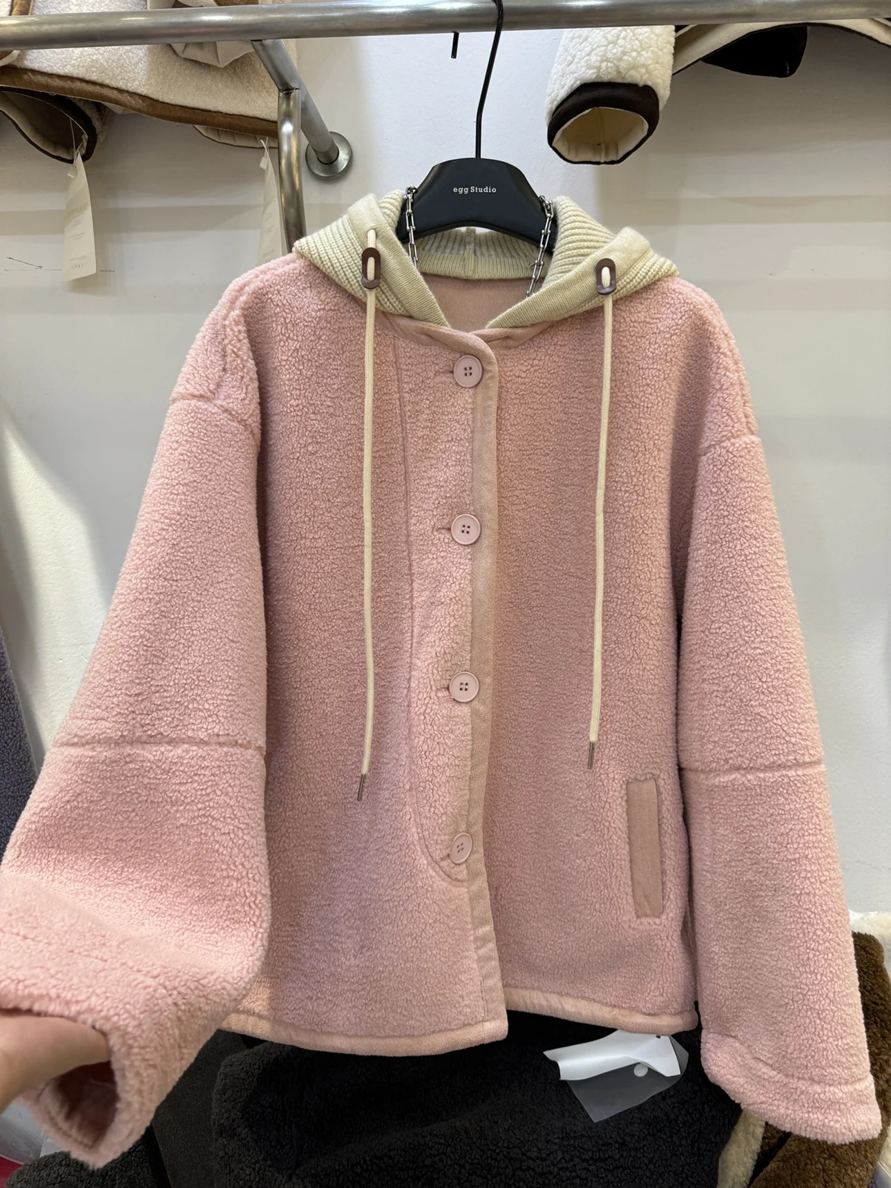 Корейская серия меховая верхняя одежда со съемным капюшоном из овечьей шерсти