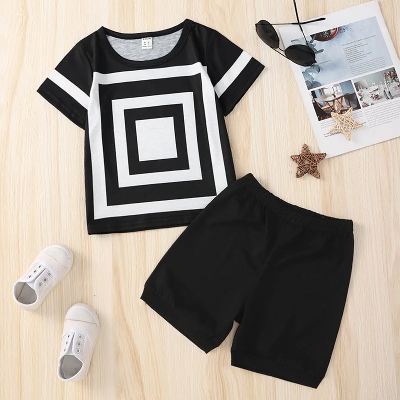 

2022 New Summer Clothes Sets Short Sleeve O Neck Plaid Black Cute 2 Piece Sets Designer Boys Clothes Sets 4-7T