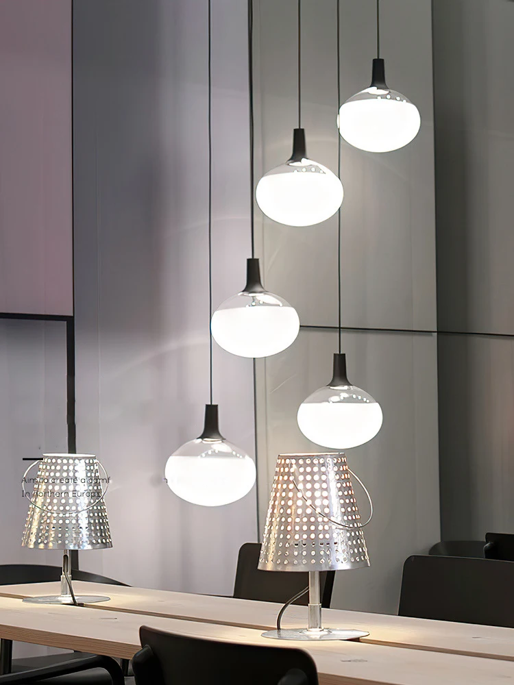 Потолочная люстра в виде пузырьков из стекла 7-12 Вт 25-35 см