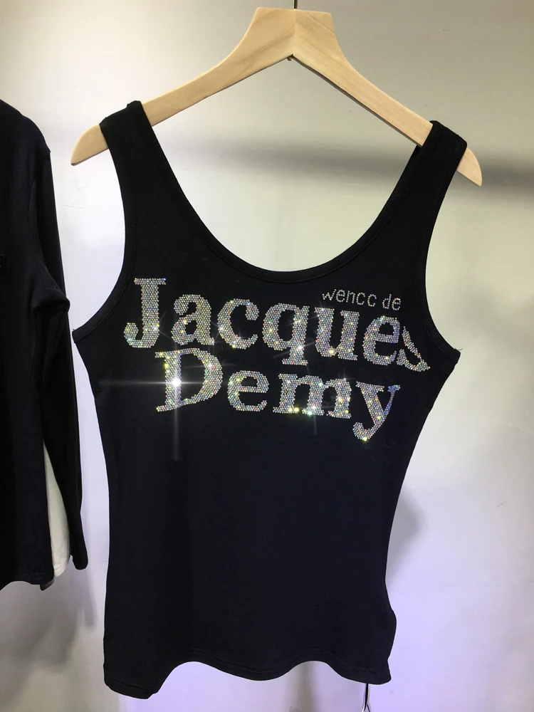 

Женские топы из чистого хлопка, новинка 2022, модная черная футболка без рукавов со сверкающими буквами, топ с запахом на груди