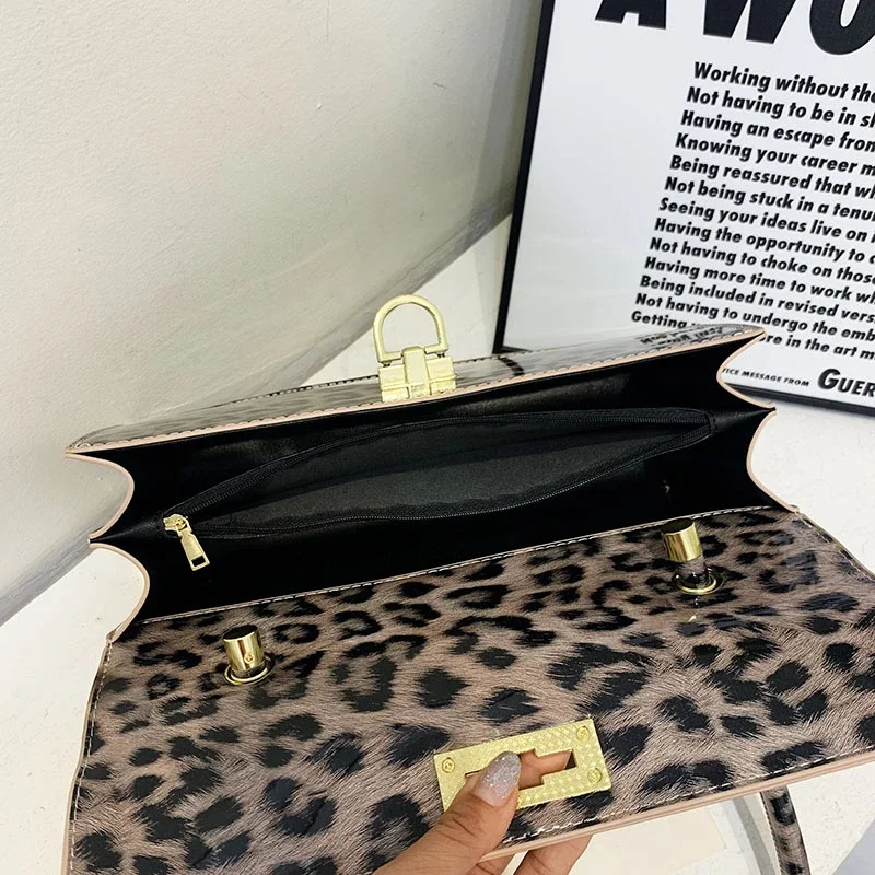 Новинка 2024 модная простая сумка на плечо для женщин леопардовая женская