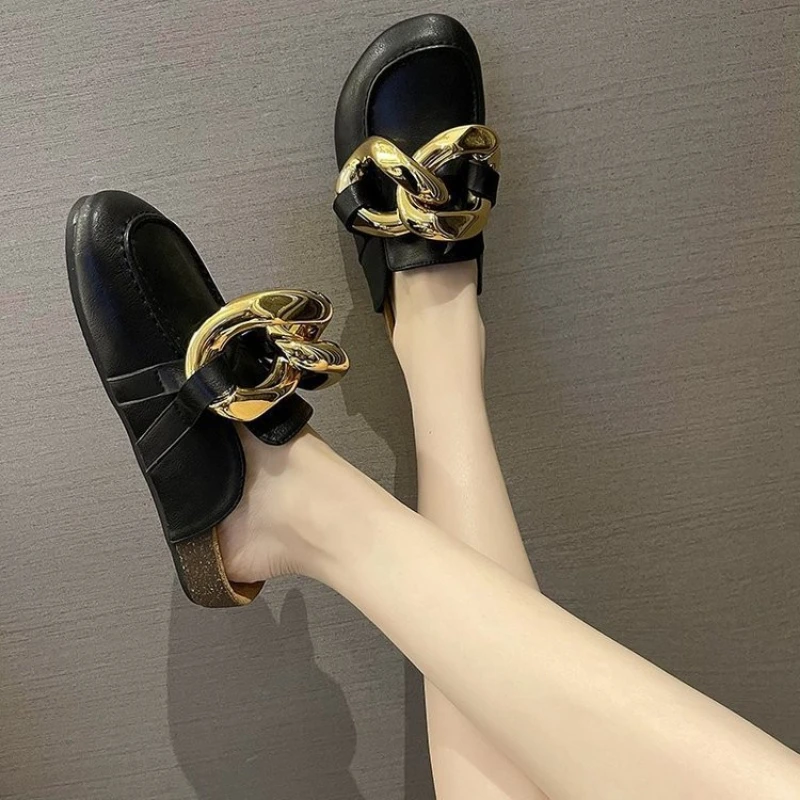 

Sandals Brand Designed Women's Slippers Fashion Big Gold Chain Sandals Shoes Mul Round Toe Slippers Flat Heel Casual Slippers 42