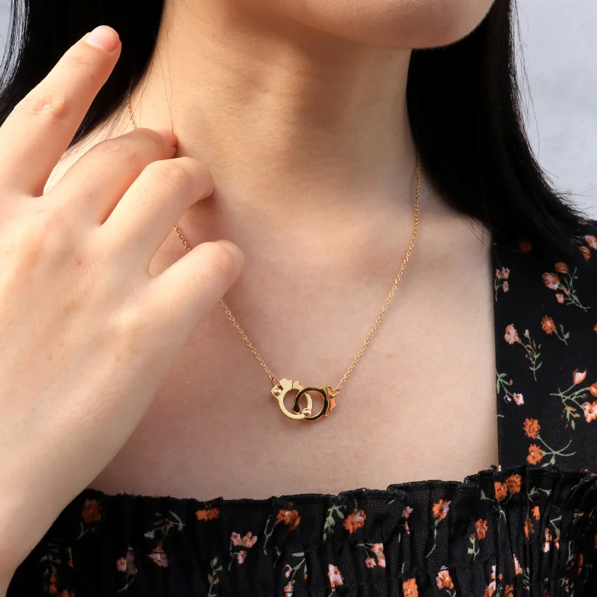 

GHIDBK 2023 Stainless Steel Unique Design Shape Cuff O-Chain Pendant Necklace Women's Punk Street Style Jewelry Flow Ring Gift