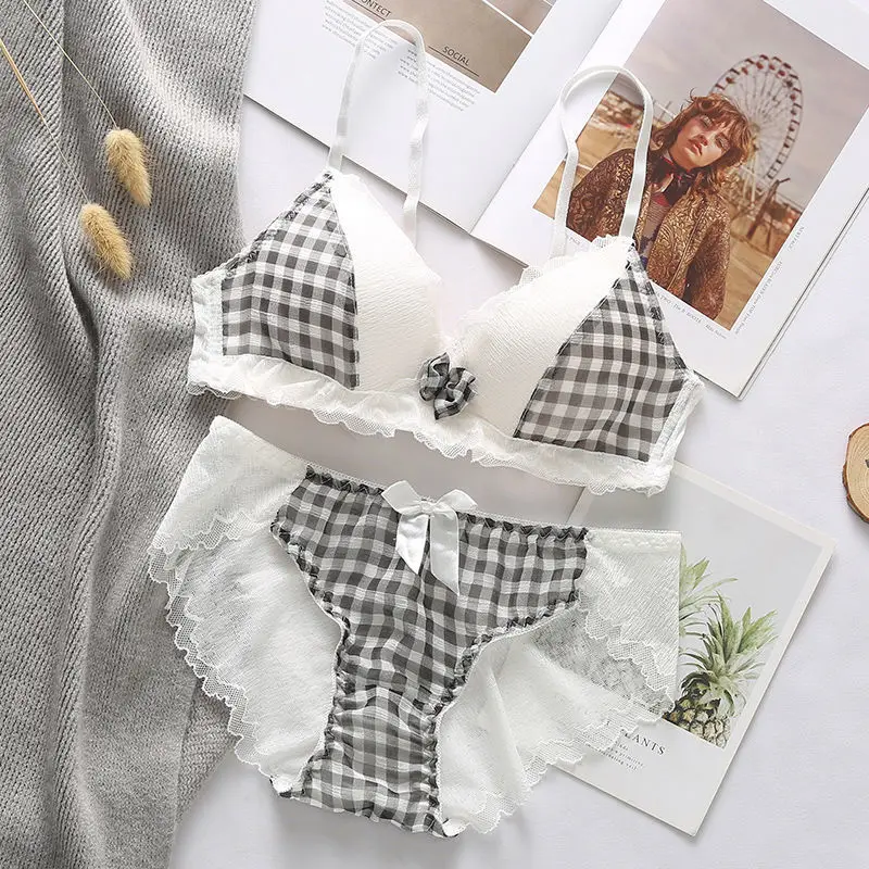 Комплект женского нижнего белья из 2 предметов с кружевом