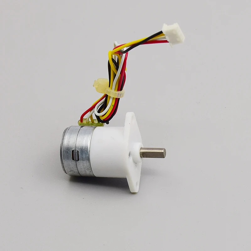 

Шаговый двигатель 15х15 мм 2-фазный 4-проводной 5-12В