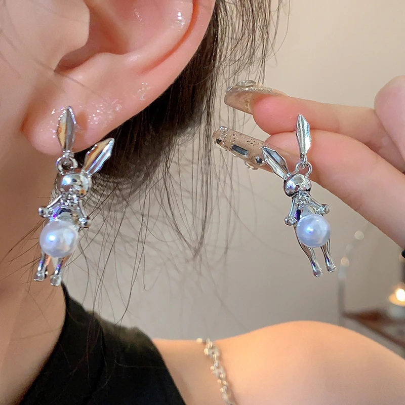 

Cute Drop Rabbit Earrings Woman Girls Personality Hanging Animal Bunny Pearl Earrings Trendy Metal Chic Jewelry Party Gifts