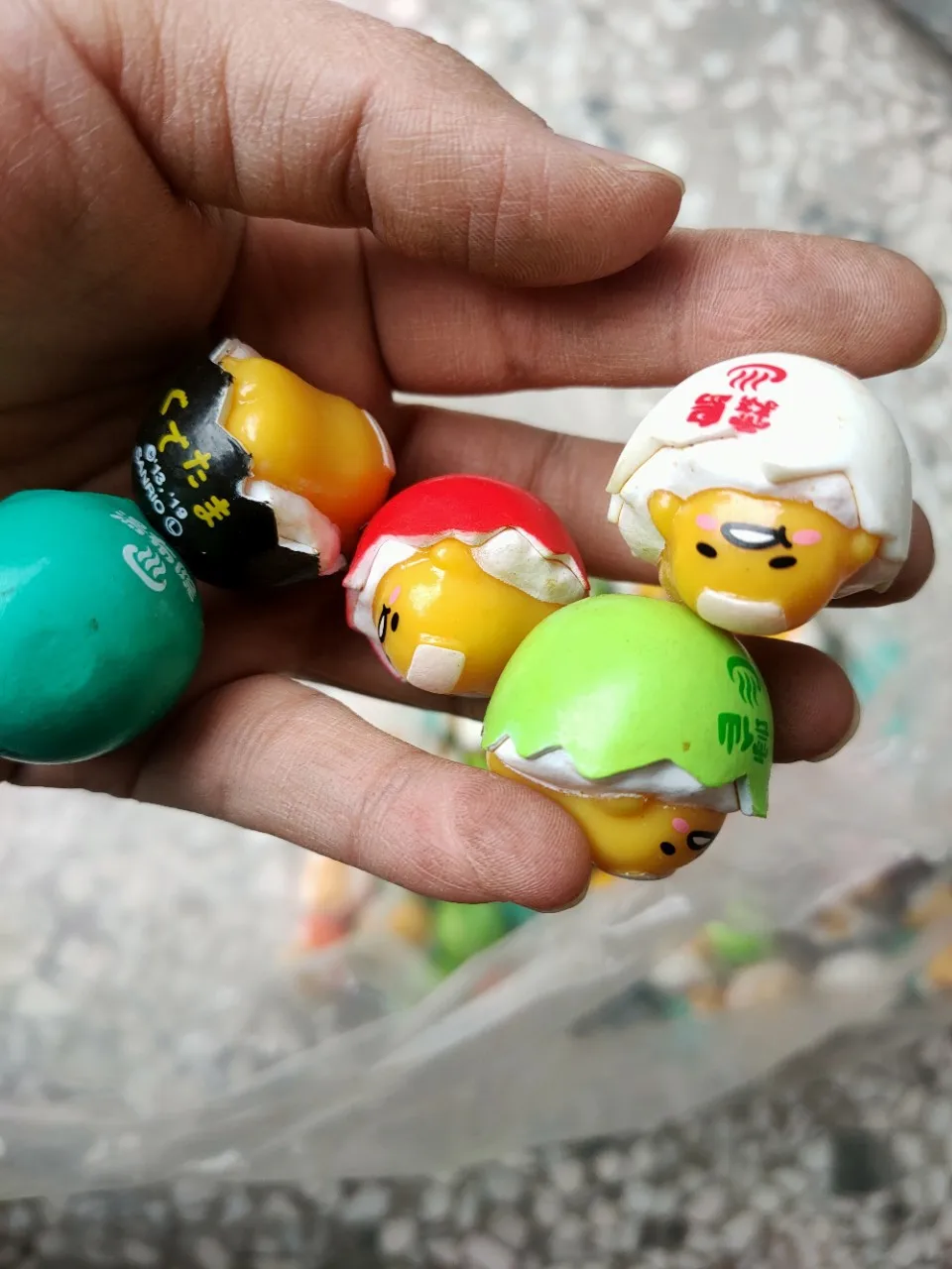

Экшн-фигурки 5 шт., модель Φ Yolk, Brother Lazy Egg, маленькие украшения, креативный подарок, аксессуары, игрушки для детей, подарок