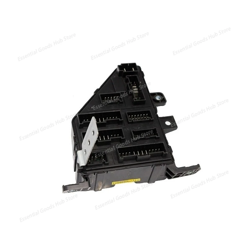 Фото 911102E001 подходит для блока предохранителей Hyundai Tucson 2.0CRDi 103kW D4EA 156654 №3