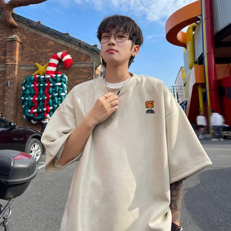 Стильная мужская кожаная футболка из замши рукава на весну и лето модель